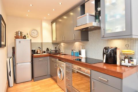 1 bedroom apartment for sale, St Luke's Court, Franklin Square, Harrogate