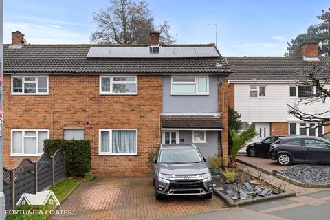 3 bedroom end of terrace house for sale, Rectory Wood, Harlow