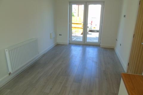 2 bedroom flat to rent, JACOB COURT, HEANOR