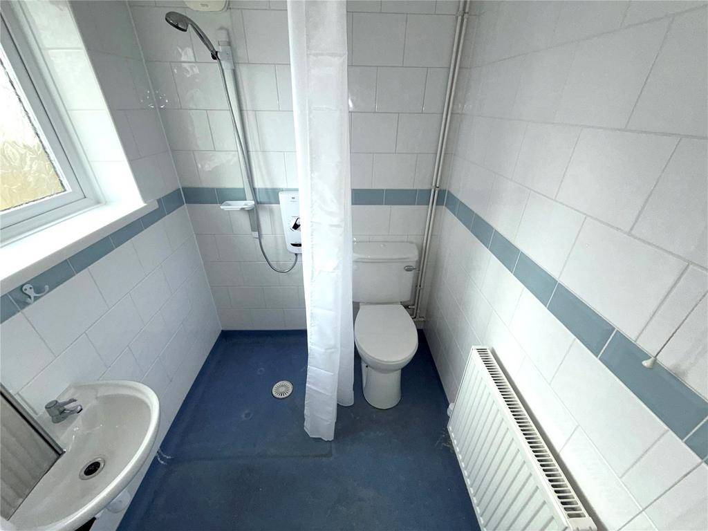 Ground Flr Wet Room
