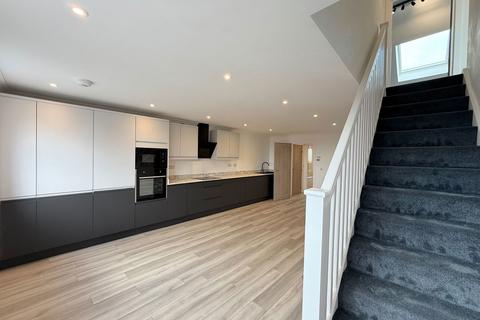3 bedroom duplex for sale, Edith Walk, Malvern, Worcestershire, WR1 4QH