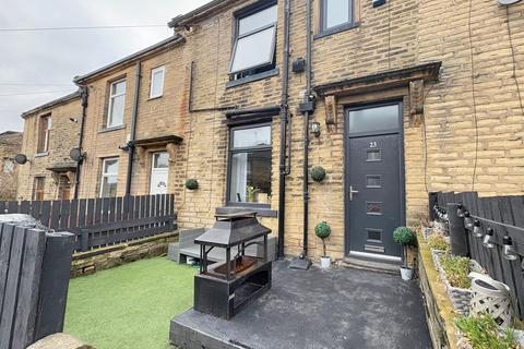 2 bedroom terraced house for sale, High Street, Thornton