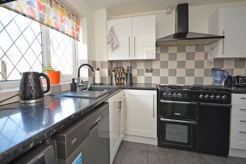 3 bedroom semi-detached house for sale, Northfield Avenue, Ringstead