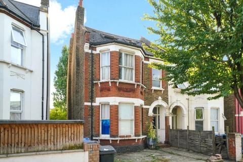 5 bedroom semi-detached house for sale, London, NW10