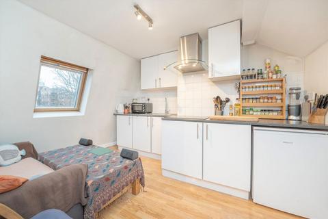 1 bedroom flat for sale, Lena Gardens, London W6