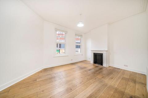 3 bedroom flat to rent, High Road, London N22