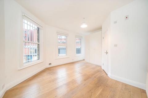 3 bedroom flat to rent, High Road, London N22