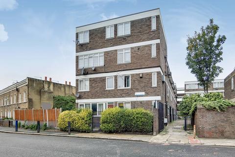 3 bedroom flat for sale, Mina Road, Elephant and Castle, London, SE17