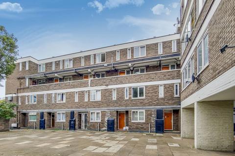 3 bedroom flat for sale, Mina Road, Elephant and Castle, London, SE17