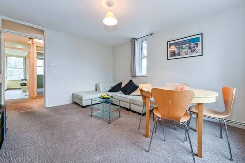 2 bedroom flat for sale, Clifton Terrace, Finsbury Park, London, N4