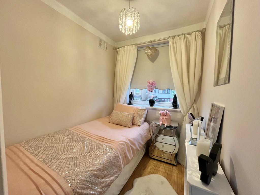 Bed 3