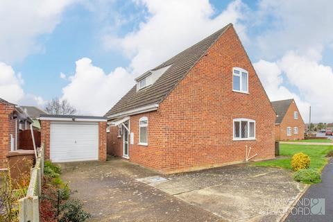 3 bedroom chalet for sale, Edenside Drive, Attleborough