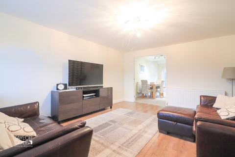 27 Flora Close, Tamworth, B79 8UD