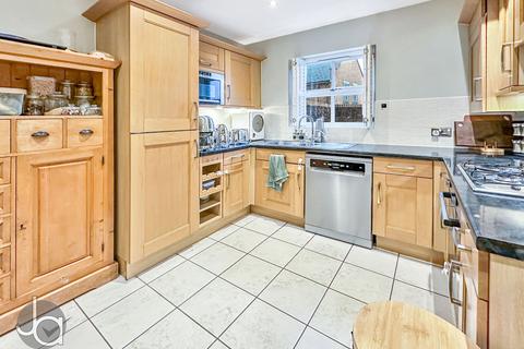 4 bedroom link detached house for sale, St. Marys Fields, Colchester