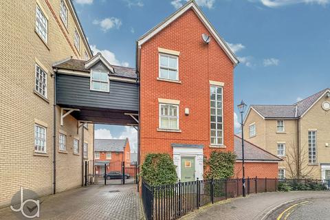 4 bedroom link detached house for sale, St. Marys Fields, Colchester