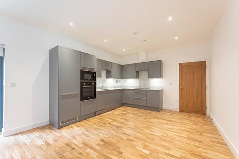 2 bedroom flat to rent, Malden Road, Kentish Town, London, NW5