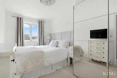 6 Chestnut Way, Bidford On Avon, Alcester, B50 4GA
