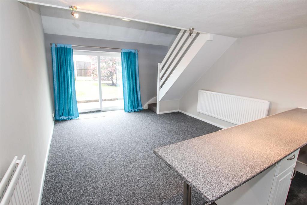 Open plan fitted kitchen / lounge / diner