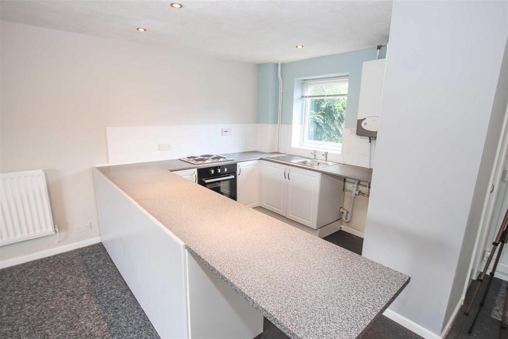 Open plan fitted kitchen / lounge / diner