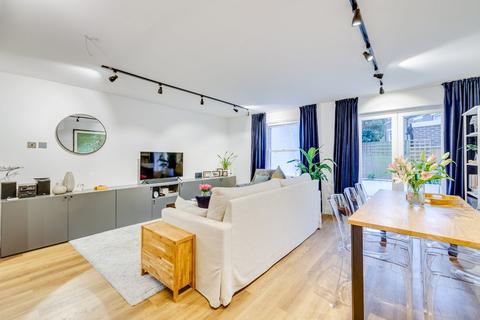 3 bedroom house for sale, Mustow Place, Parsons Green, London