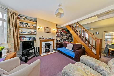 2 bedroom end of terrace house for sale, Sandycombe Road, Richmond, Surrey