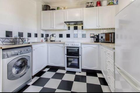 1 bedroom flat for sale, Romsey Road, Kingston Court, SO16