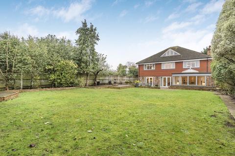 5 bedroom detached house for sale, Birchwood Road, Wilmington