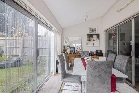 5 Croft Close, Belvedere, DA17 5NP
