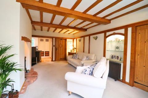 34 Beacon Road, Walsall, WS5 3LF