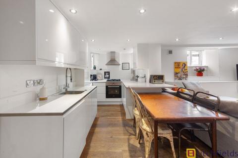 2 bedroom apartment for sale, Highgate High Street, Highgate Village, London, N6
