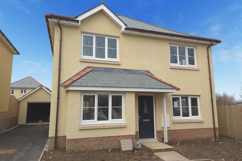 4 bedroom detached house for sale, Okehampton