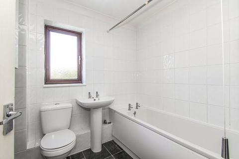 1 bedroom semi-detached house to rent, Staplehurst Close, Carlton Colville, Lowestoft, NR33