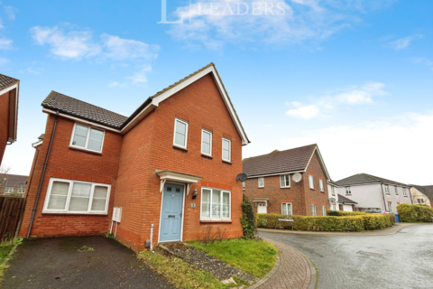 4 bedroom detached house to rent, Horn Pie Road, Norwich