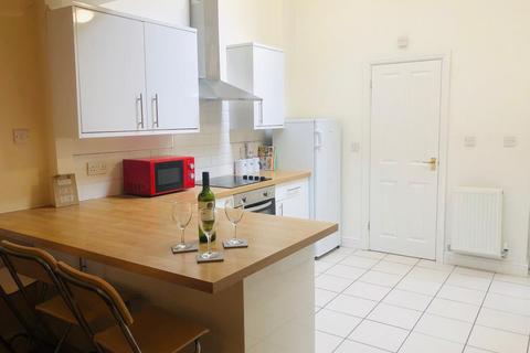 5 bedroom terraced house to rent, Pomona Street, Sheffield