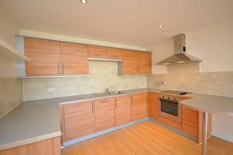 2 bedroom apartment to rent, Waterside Way, Wakefield