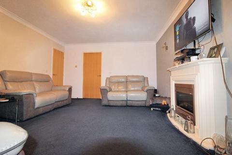 18 Albert Drive, Whitefield, Manchester, M45 8AG