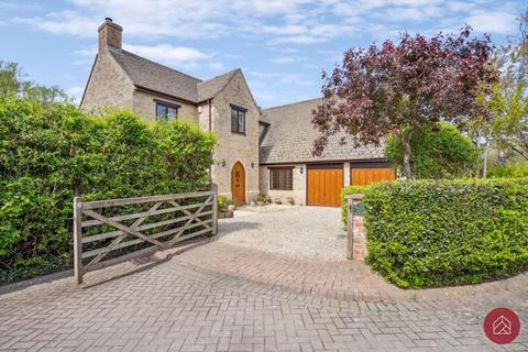 5 bedroom detached house for sale, College Farm Close, Kidlington OX5