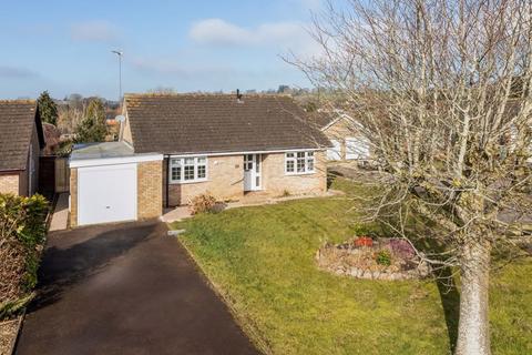 3 bedroom detached bungalow for sale, Cherrys Close, Banbury OX15