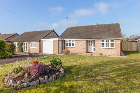 8 Cherrys Close, Bloxham, Banbury, OX15 4TD