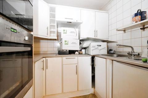 1 bedroom retirement property for sale, Cottage Grove, Southsea PO5