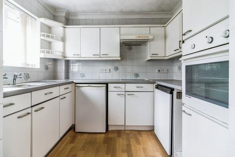 1 bedroom apartment for sale, Brook Court, Salford M7