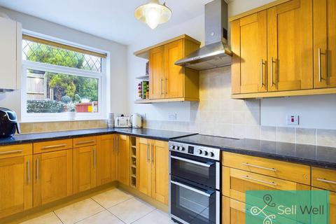 4 bedroom semi-detached house for sale, Walkden Road, Manchester M28