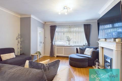 4 bedroom semi-detached house for sale, Walkden Road, Manchester M28