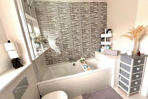 66 Catch Yard Road, Silverstone, Towcester, NN12 8WG