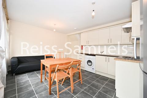 4 bedroom terraced house to rent, Cooks Road, Kennington, Southwark, London SE17