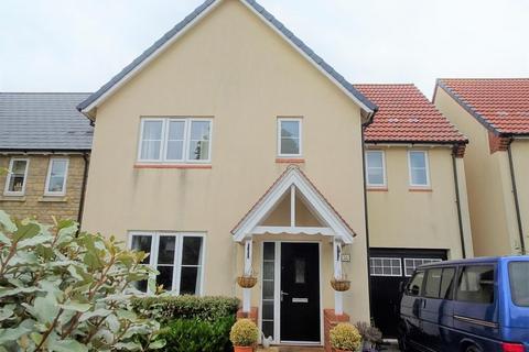 4 bedroom terraced house to rent, Thomas Place, Wellington