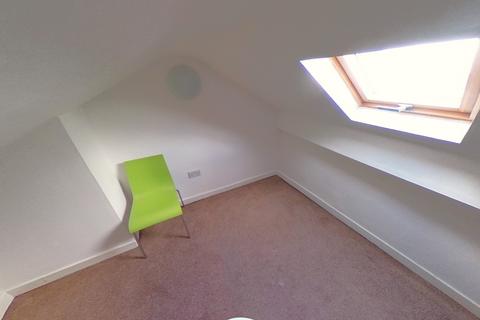 98 Two Trees Lane, Denton, Manchester, M34 7UD