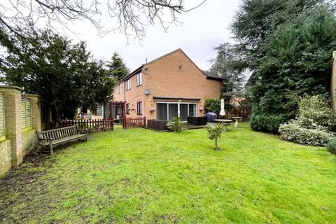 4 bedroom detached house for sale, Wedgewood Drive, Wisbech