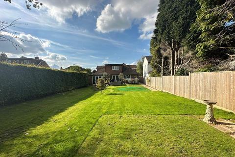 50 Essendene Road, Caterham, CR3 5PA