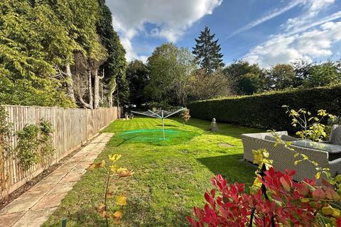 50 Essendene Road, Caterham, CR3 5PA